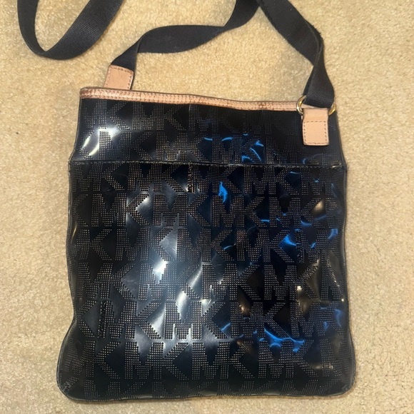Michael Kors Glossy Black Crossbody Bag - Picture 4 of 6